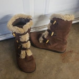 Brown boots